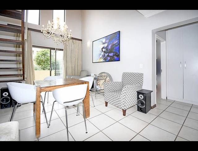 1 BEDROOM APARTMENT FOR SALE IN BRYANSTON
